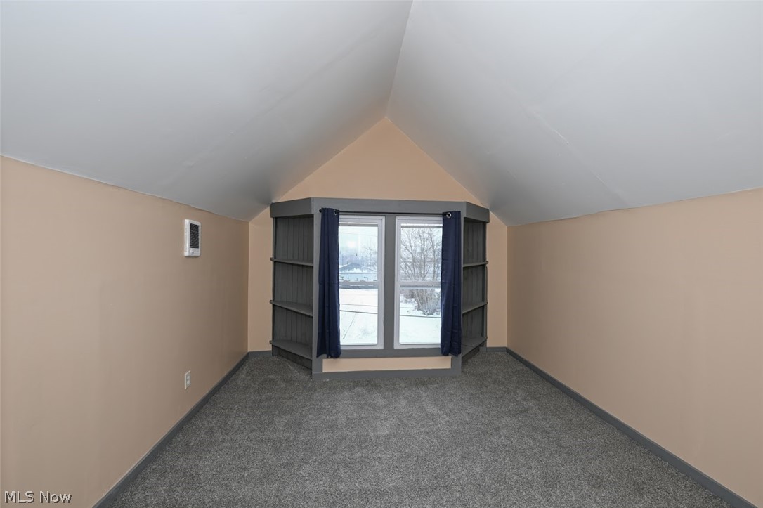 1060 Yale Street Akron OH 44301
