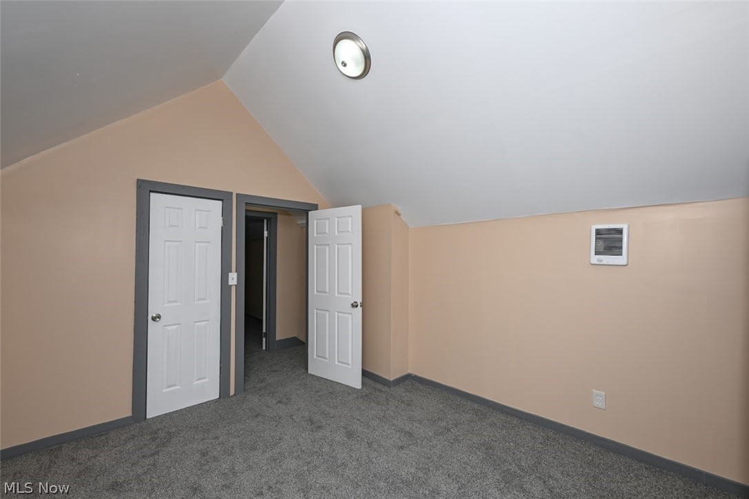 1060 Yale Street Akron OH 44301