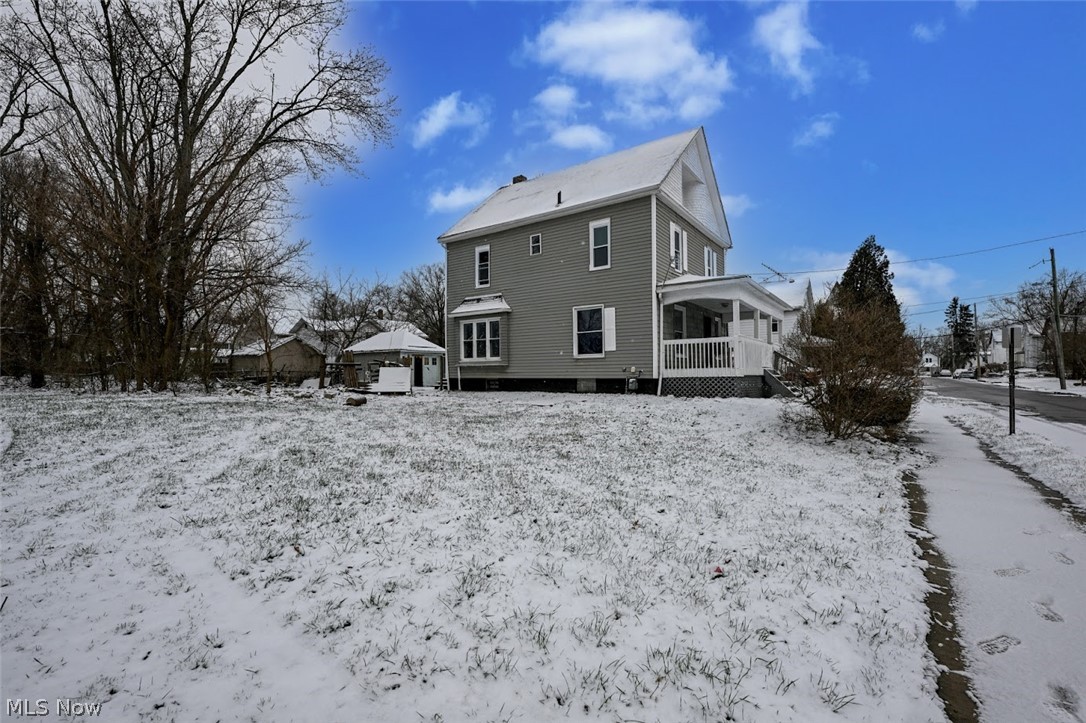 1060 Yale Street Akron OH 44301