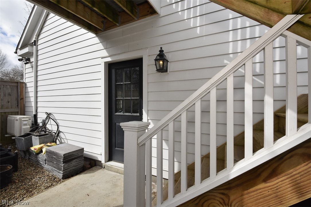 1109 Forest Road Lakewood OH 44107