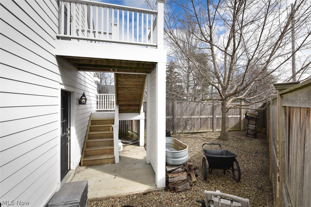 1109 Forest Road Lakewood OH 44107