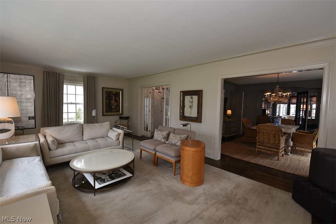 1109 Forest Road Lakewood OH 44107