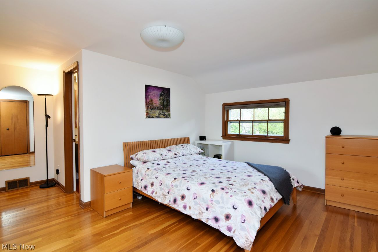 22012 Westchester Road Shaker Heights OH 44122