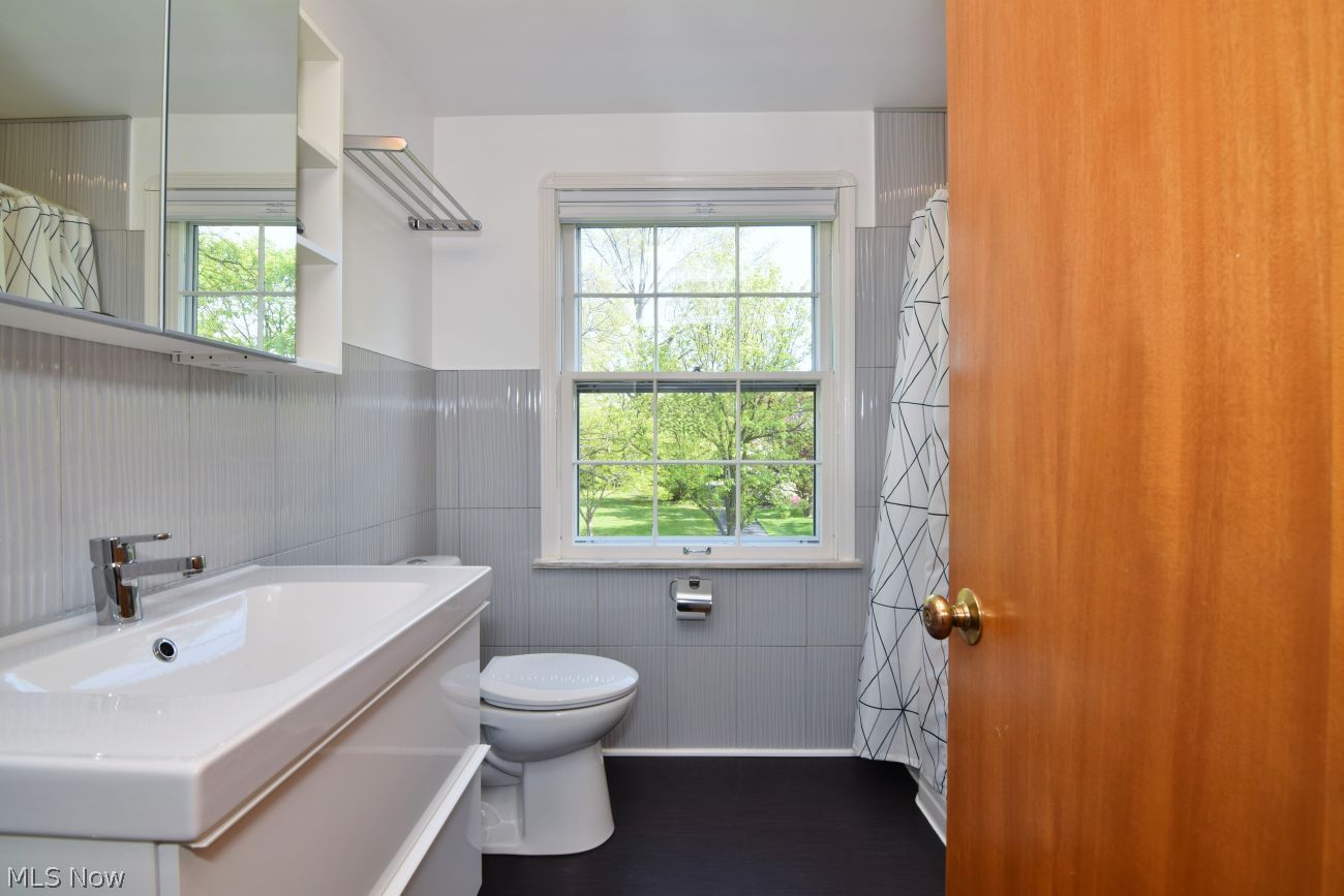 22012 Westchester Road Shaker Heights OH 44122