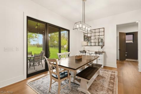 2082 Lanterman Circle Hinckley OH 44233