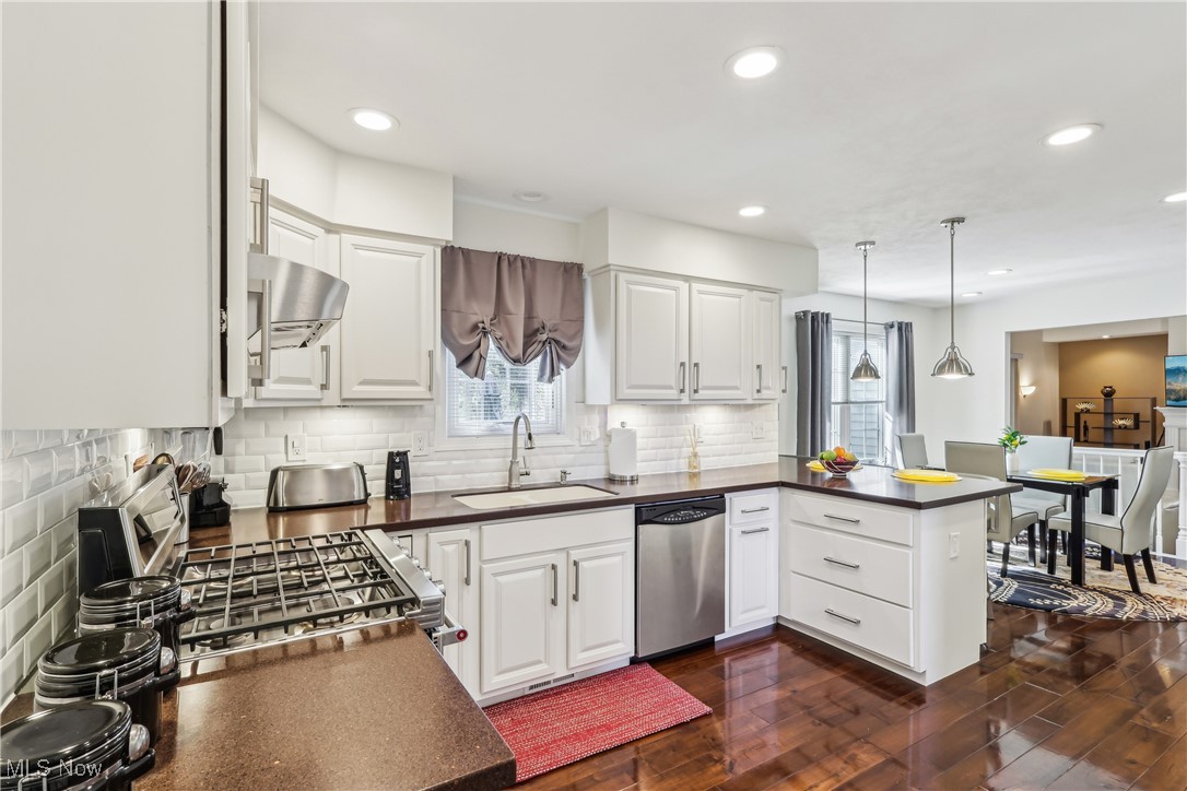 474 Celestia Drive Richmond Heights OH 44143