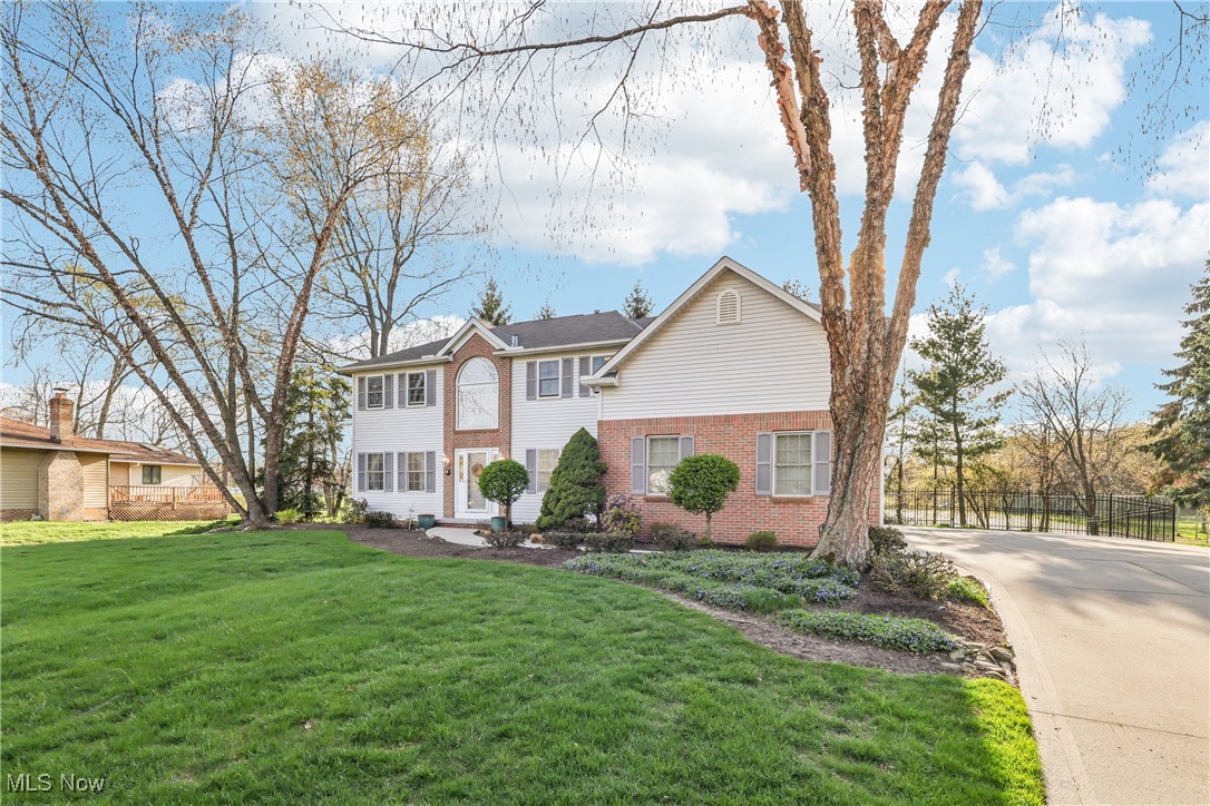 474 Celestia Drive Richmond Heights OH 44143