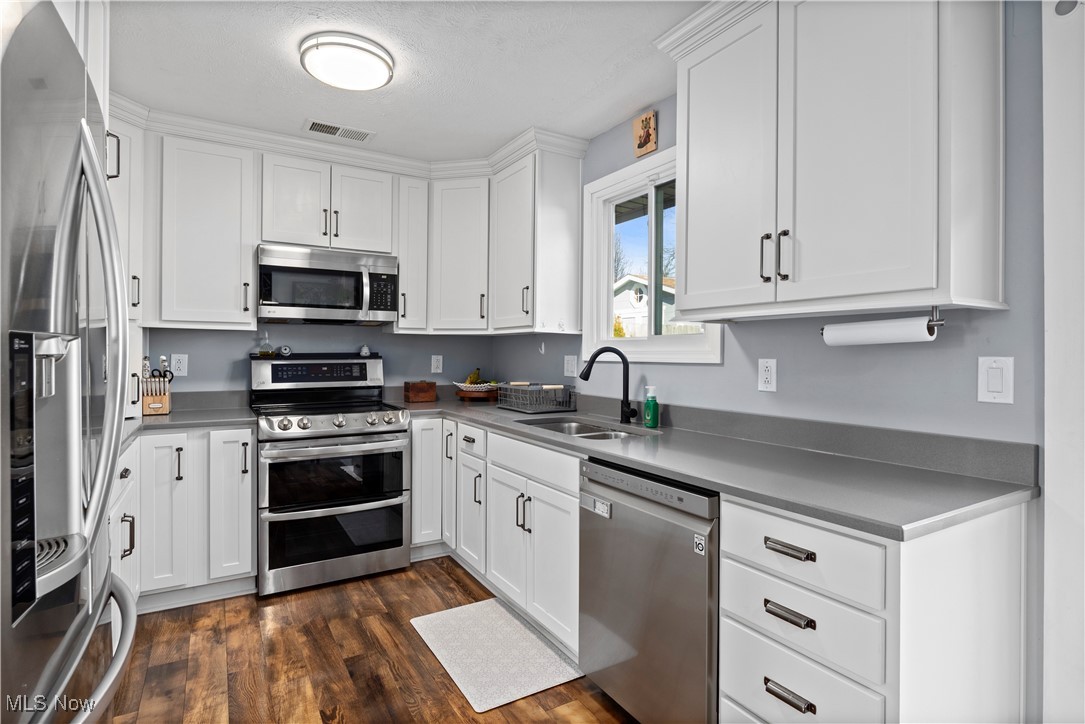 5611 Independence Drive Lorain OH 44053