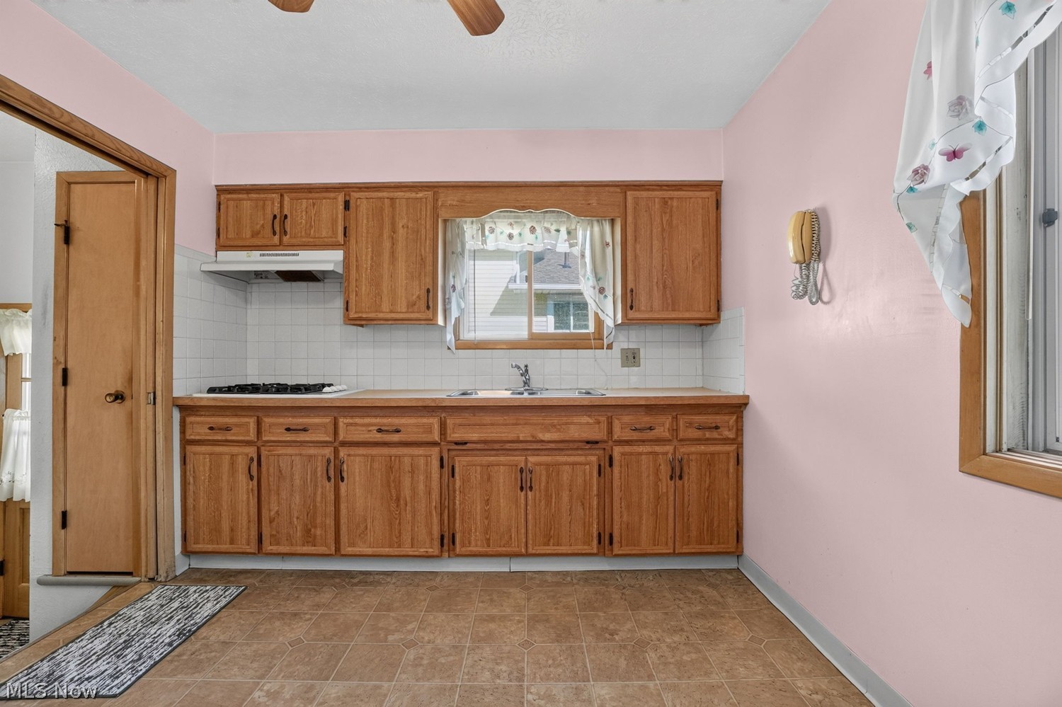 1889 Ridgewick Drive Wickliffe OH 44092
