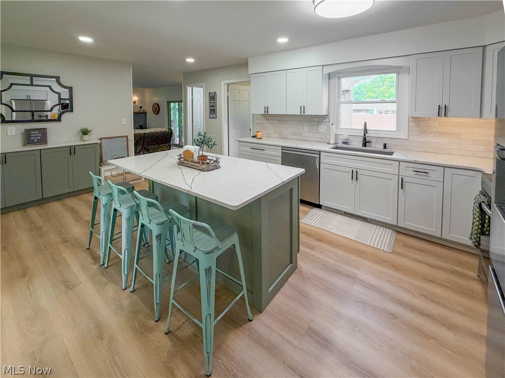 8475 Squirrel Hill Drive NE Warren OH 44484