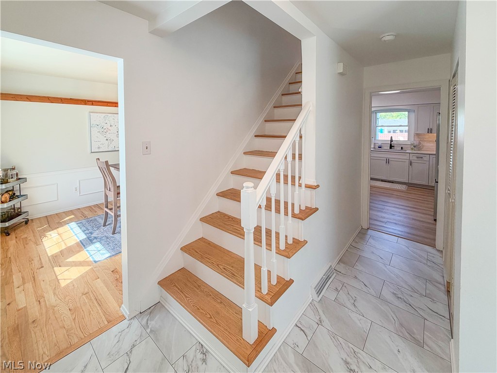 8475 Squirrel Hill Drive NE Warren OH 44484
