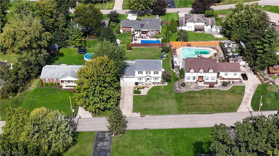 8475 Squirrel Hill Drive NE Warren OH 44484
