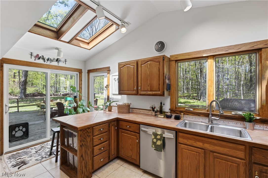 31599 Fairview Road Orange OH 44022