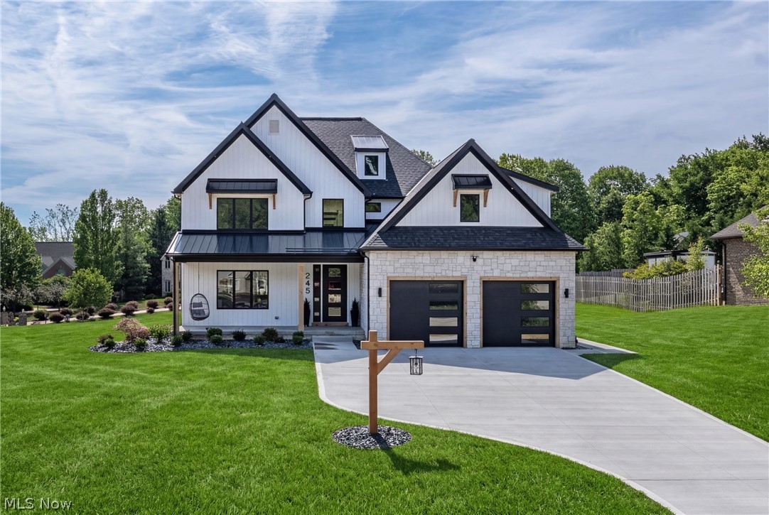 245 Somerset Drive Hinckley OH 44233
