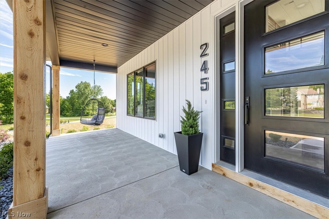 245 Somerset Drive Hinckley OH 44233