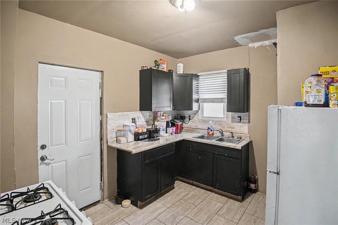 32 E Avondale Avenue Youngstown OH 44507