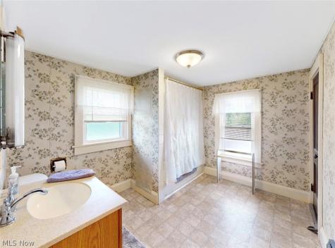 6201 Richville Drive SW Navarre OH 44662