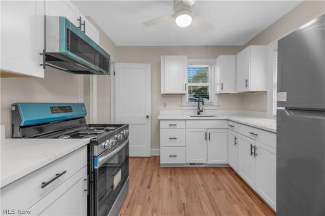 8012 Spring Garden Road Parma OH 44129