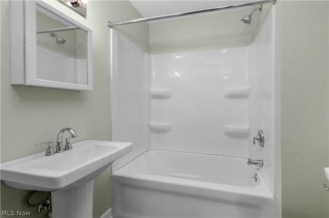8012 Spring Garden Road Parma OH 44129
