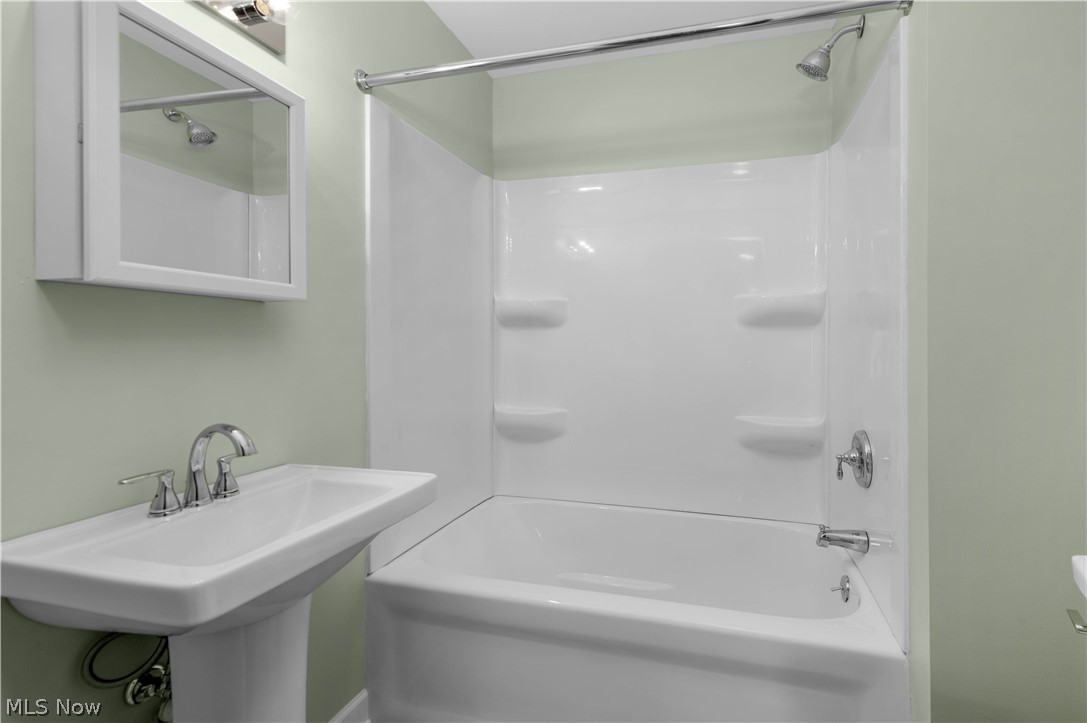 8012 Spring Garden Road Parma OH 44129