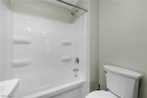 8012 Spring Garden Road Parma OH 44129