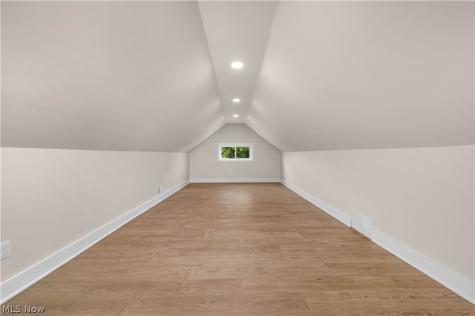 8012 Spring Garden Road Parma OH 44129