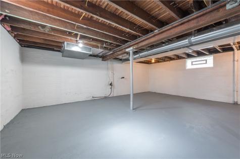 8012 Spring Garden Road Parma OH 44129