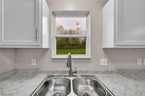 625 Sackman Street Mansfield OH 44903