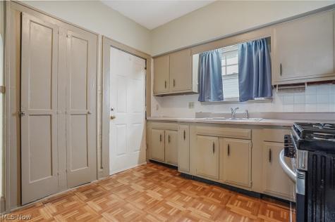 609 Storer Avenue Akron OH 44320