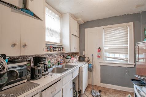 800 Halter Court NW Canton OH 44708