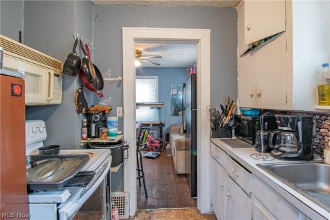 800 Halter Court NW Canton OH 44708
