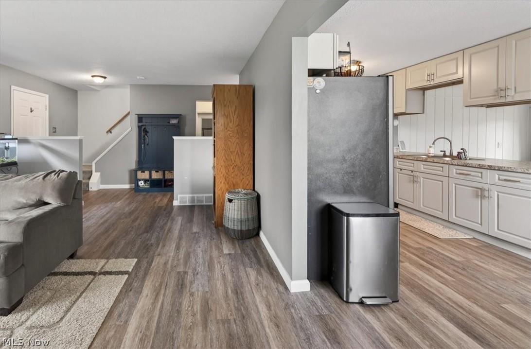 1960 Jo Ann Drive Parma OH 44134