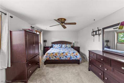 1960 Jo Ann Drive Parma OH 44134