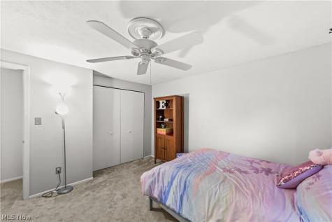 1960 Jo Ann Drive Parma OH 44134