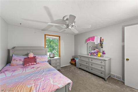 1960 Jo Ann Drive Parma OH 44134