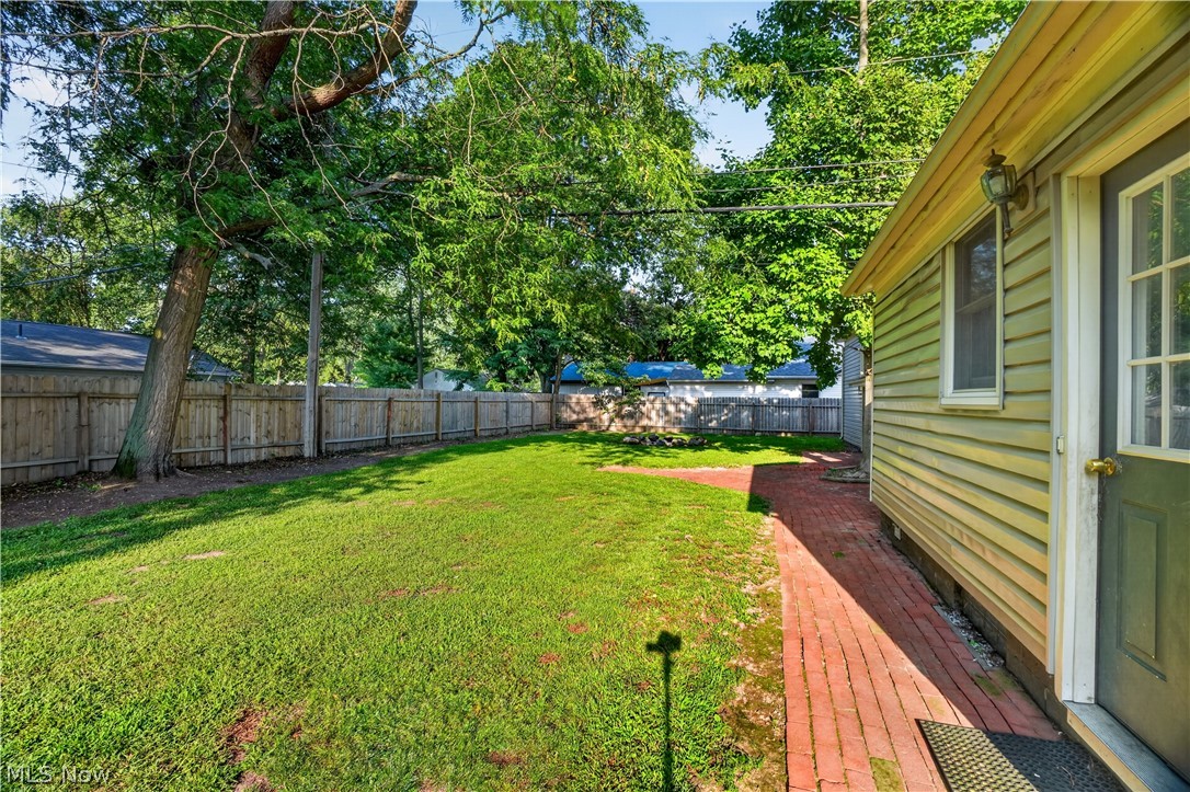 6187 Larkhall Drive Madison OH 44057