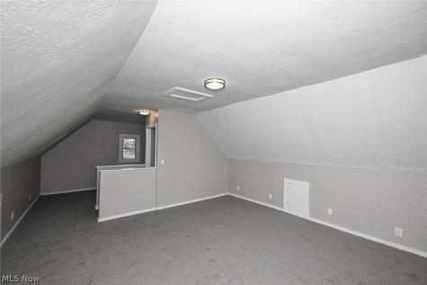2255 Lake Road Akron OH 44312