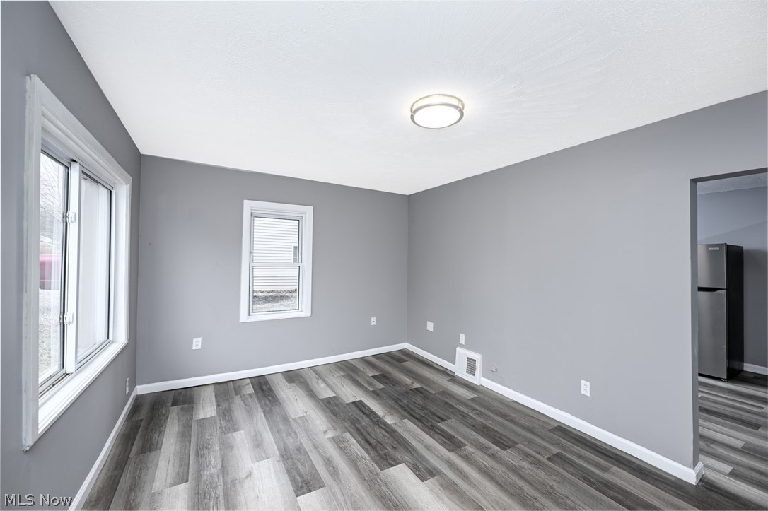 2255 Lake Road Akron OH 44312