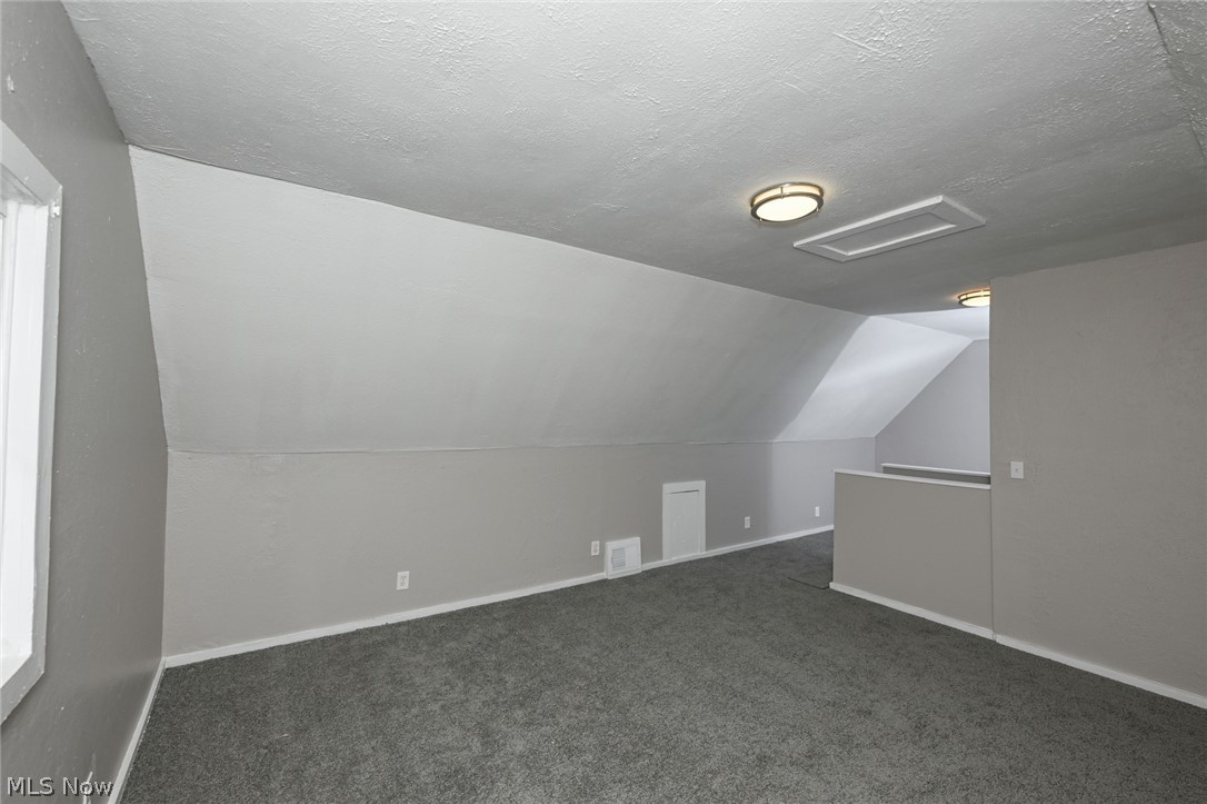 2255 Lake Road Akron OH 44312