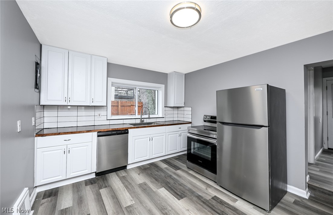 2255 Lake Road Akron OH 44312