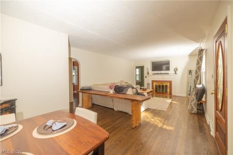 726 Kieffer Street Wooster OH 44691