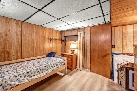 15425 Richard Drive Brook Park OH 44142