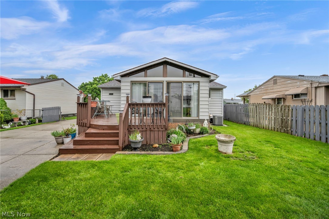 15425 Richard Drive Brook Park OH 44142