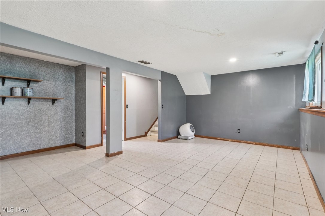 4719 Norfolk Avenue Lorain OH 44055