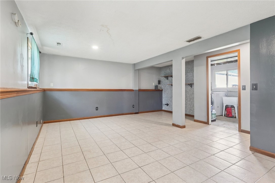 4719 Norfolk Avenue Lorain OH 44055