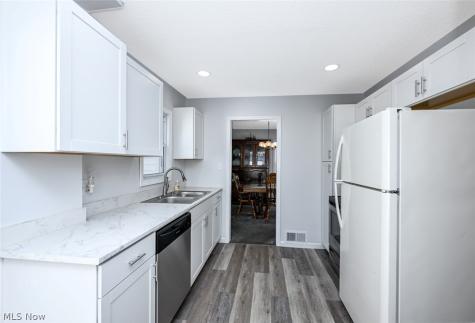 2564 8th Street Cuyahoga Falls OH 44221
