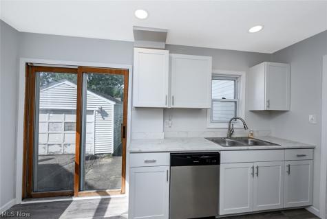 2564 8th Street Cuyahoga Falls OH 44221