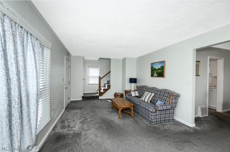 2564 8th Street Cuyahoga Falls OH 44221