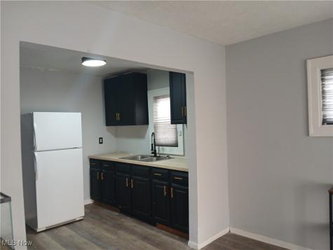 16615 Westfield Avenue Cleveland OH 44110