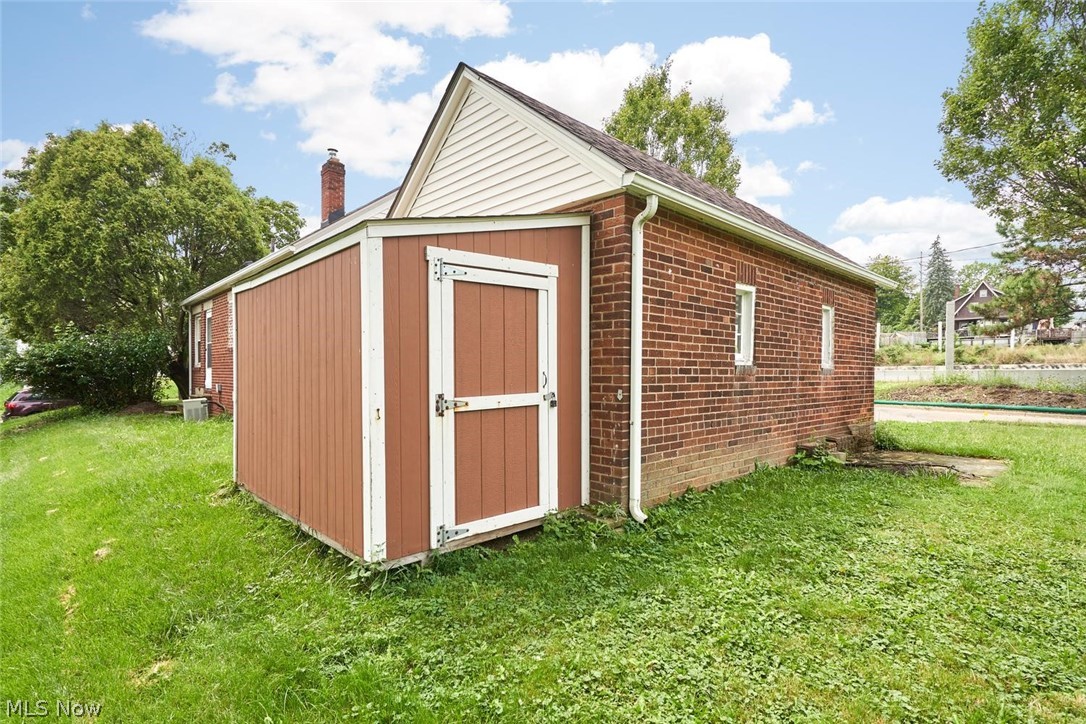 613 Reed Avenue Akron OH 44306